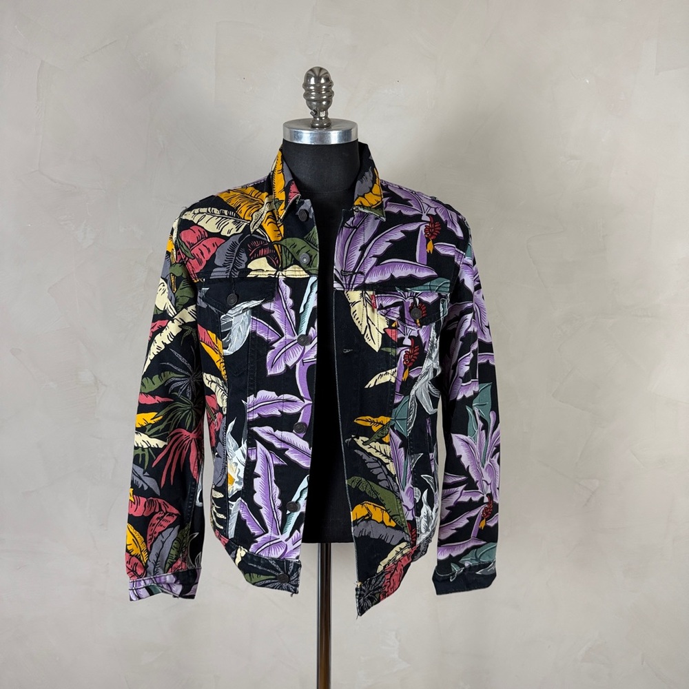 Levi’s Tropical Floral Black Denim Jacket M